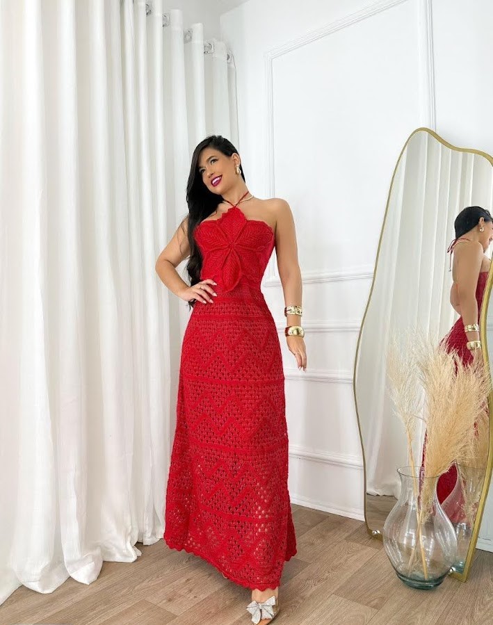 VESTIDO TRICÔ COM FLOR FRONTAL